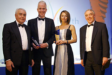 Amanda Mehlin collects Lawnet Award